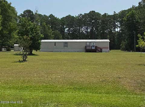 Photo of 205 Meadow Lane E, Hubert, NC 28539 (MLS # 100593713)