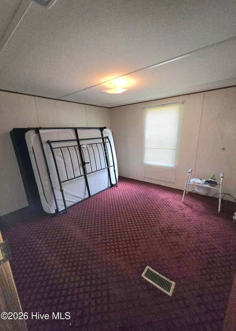Tiny photo for 205 Meadow Lane E, Hubert, NC 28539 (MLS # 100593713)