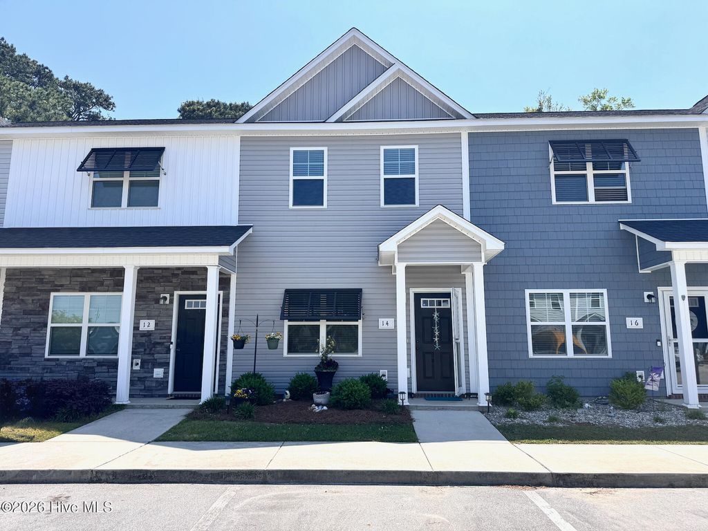Photo of 14 Catalina Circle, Swansboro, NC 28584 (MLS # 100567509)