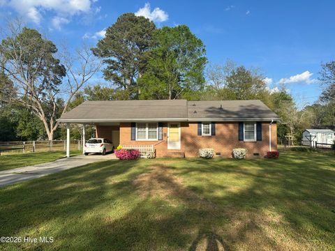 Homes For Sale - 406 Johns Road<br/> Scotland County, Laurinburg, NC 28352