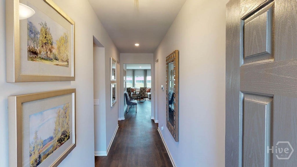 Photo of 300 Defilippe Drive, Statham, GA 30666 (MLS # CL362703)