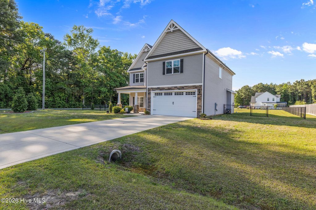 Photo of 101 Weatherstone Court, Pikeville, NC 27863 (MLS # 100574684)