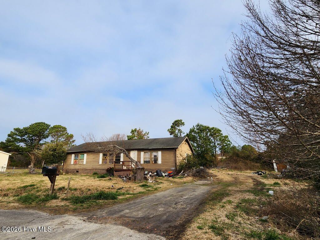 Photo of 429 Sand Dollar Drive, Gloucester, NC 28528 (MLS # 100558533)