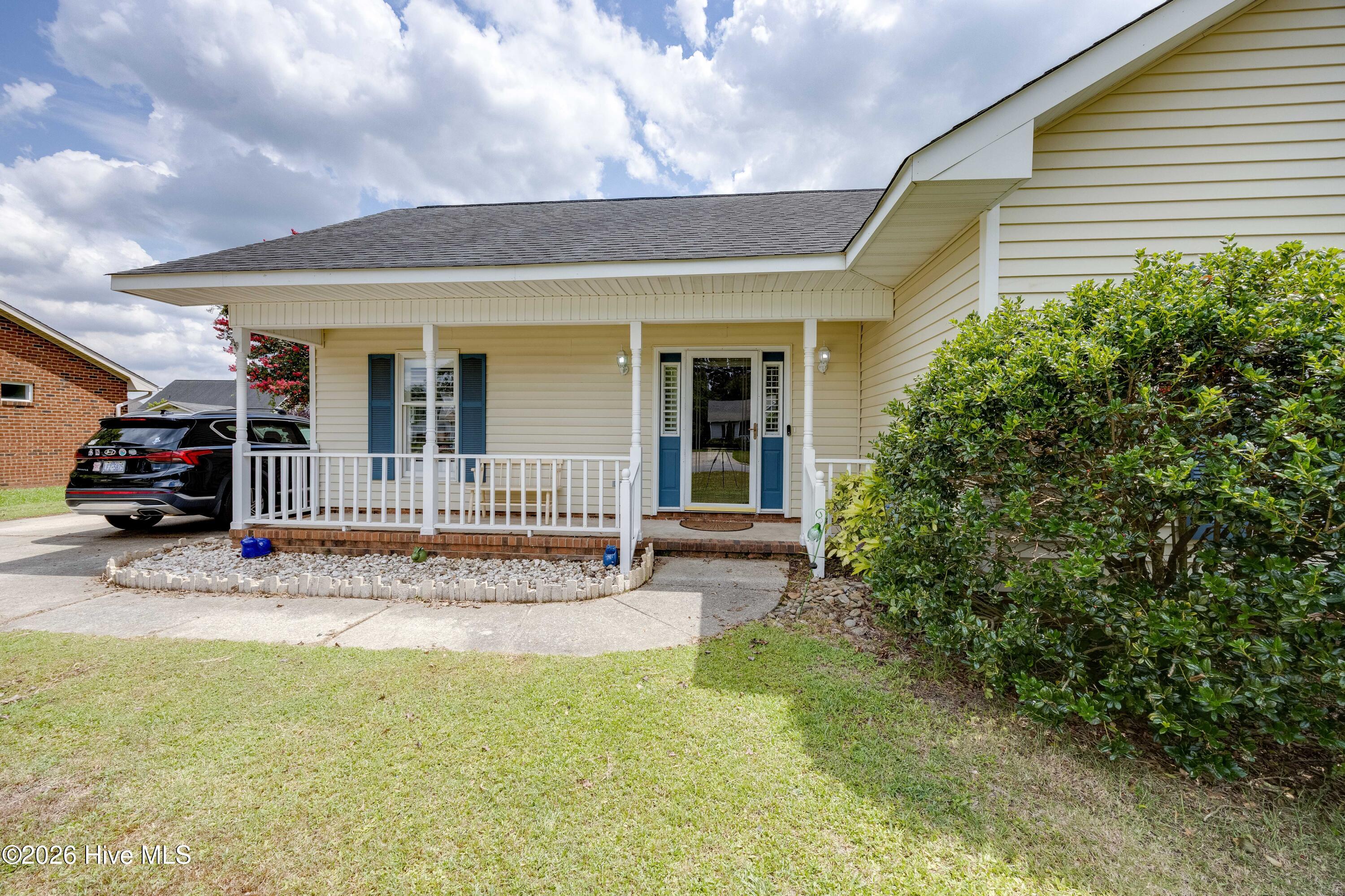 634 Bayberry Lane