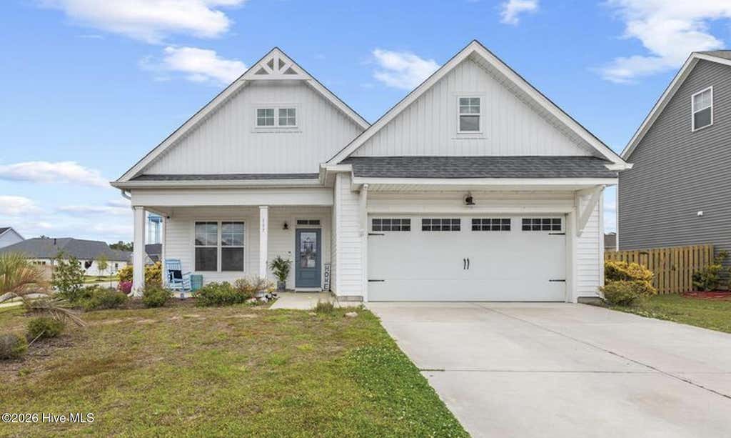Photo of 117 E Yellow Lois Drive, Hampstead, NC 28443 (MLS # 100579829)