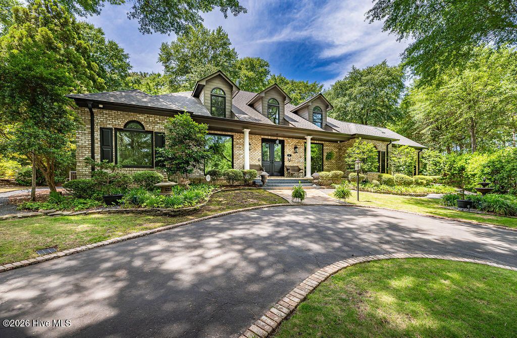 Photo of 4 Village Lane, Pinehurst, NC 28374 (MLS # 100573844)