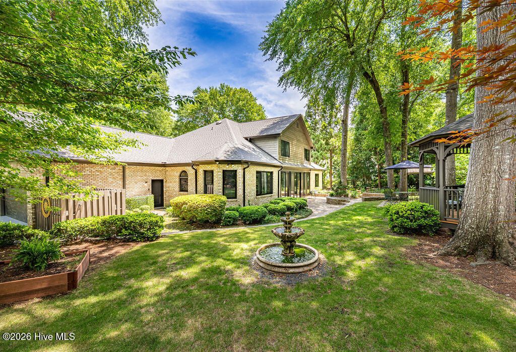 Photo of 4 Village Lane, Pinehurst, NC 28374 (MLS # 100573844)