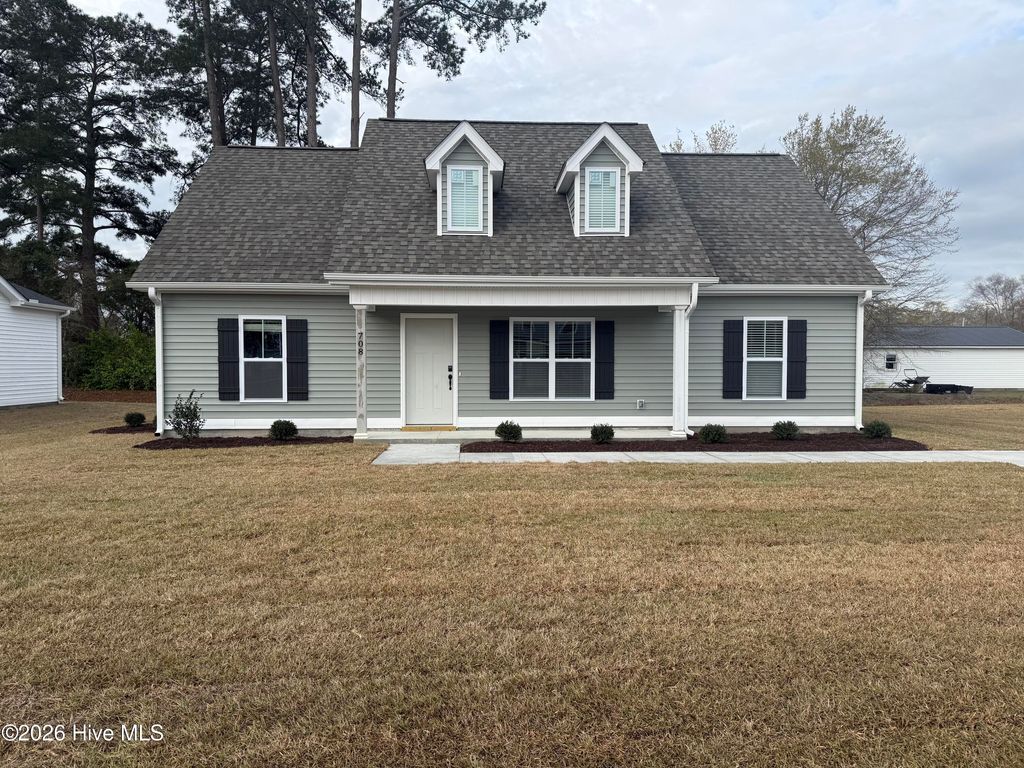 Photo of 708 Pope Street, Grifton, NC 28530 (MLS # 100516168)