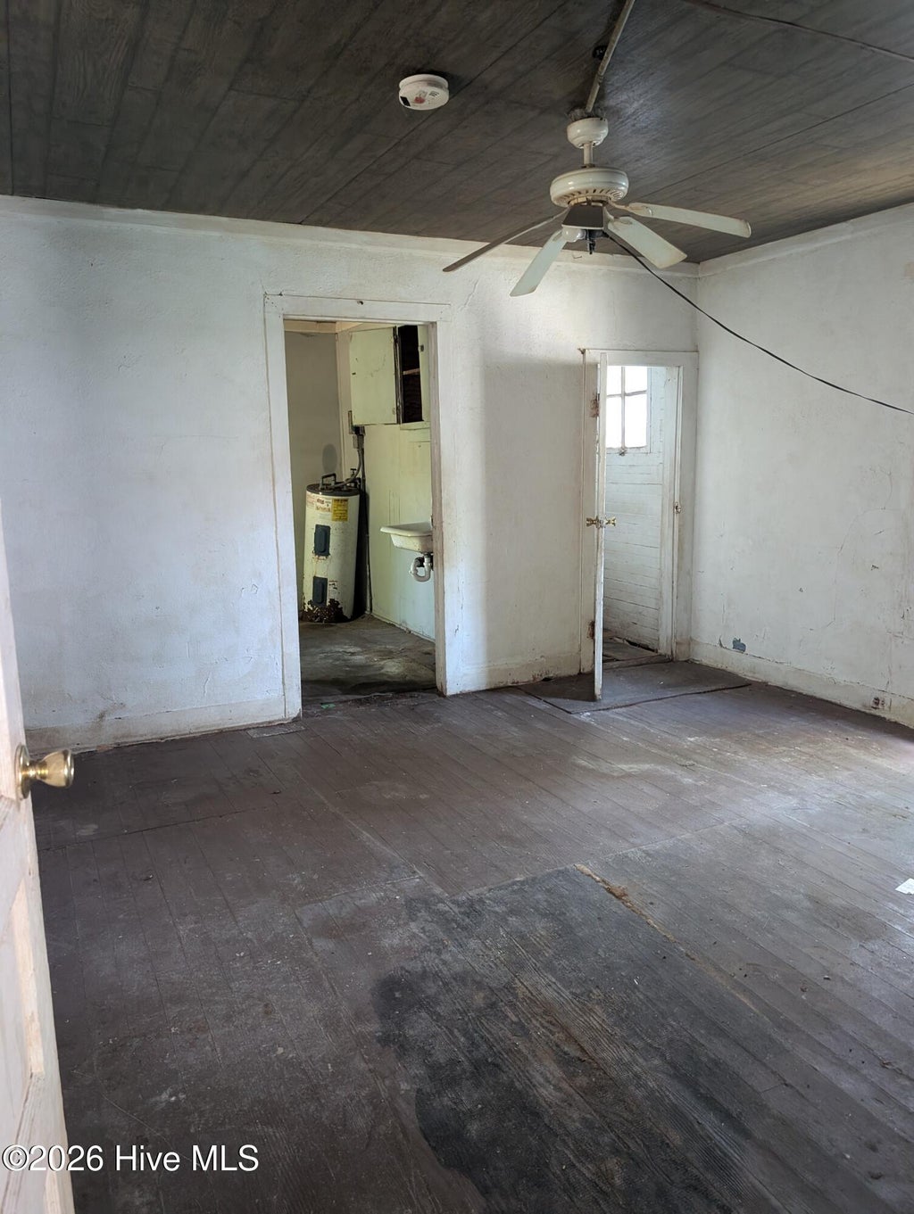 Photo of 1112 Queen Street E, Wilson, NC 27893 (MLS # 100606321)