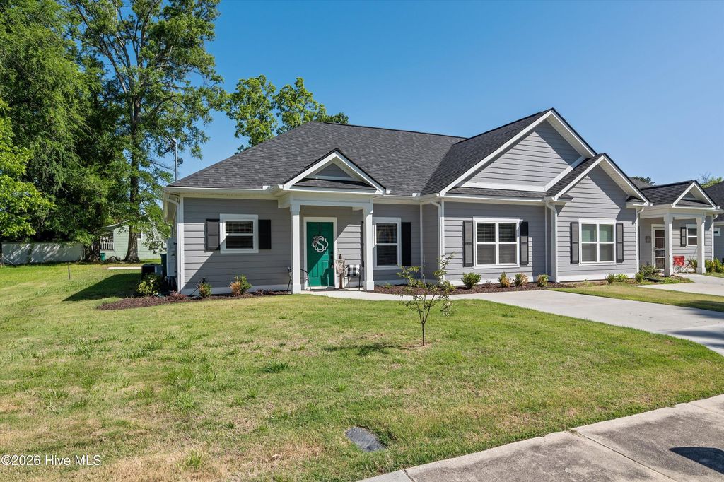Photo of 206 W Hall Street, Thomson, GA 30824 (MLS # 100574132)