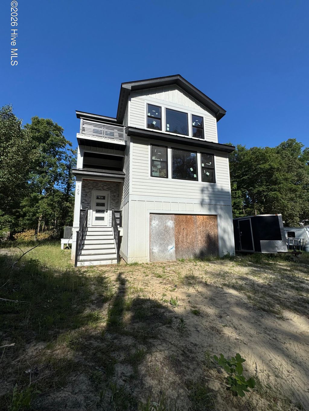 Photo of 109 Linden Street, Jarvisburg, NC 27947 (MLS # 100576146)