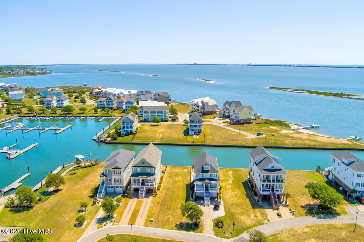 101 308 Nautical Pointe