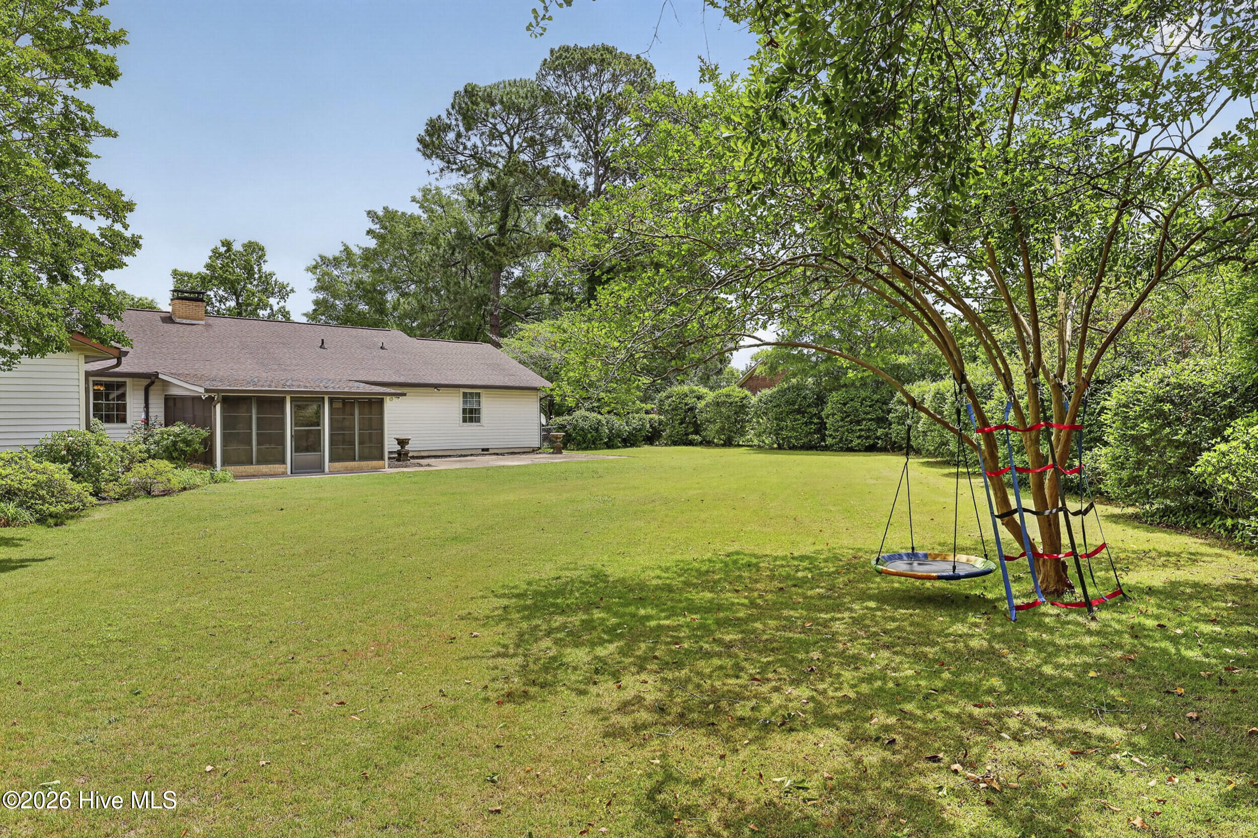 605 Beechwood Drive NW