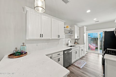 Tiny photo for 927 Wharton Avenue, Wilmington, NC 28412 (MLS # 100607716)