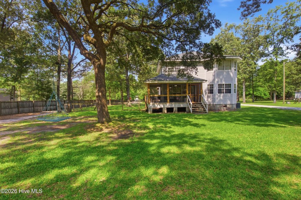 Photo of 150 Gold Finch Lane, New Bern, NC 28560 (MLS # 100590154)