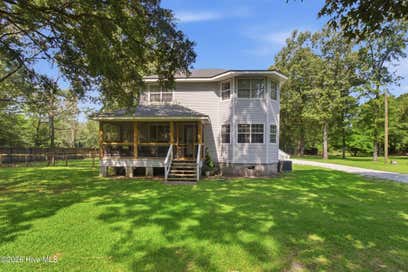 150 Gold Finch Lane New Bern NC 28560