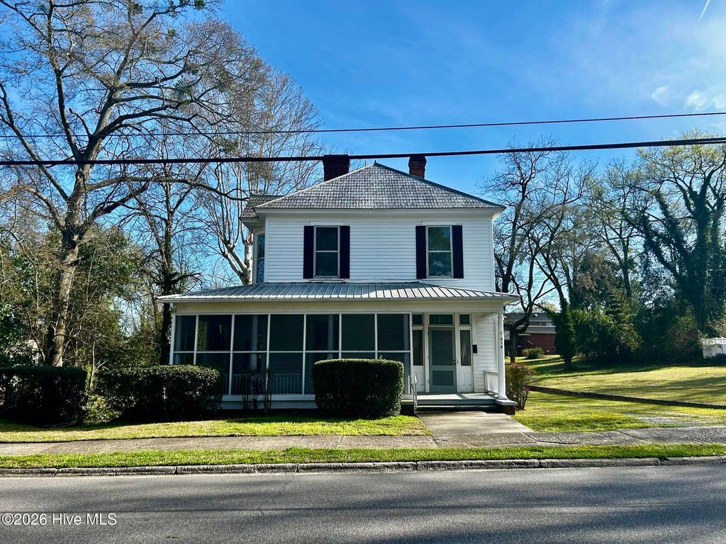 Photo of 514 E Washington Street, Rockingham, NC 28379 (MLS # 100561431)