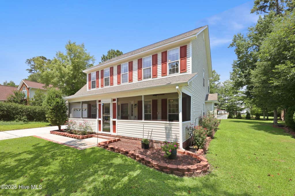 Photo of 115 Neuse Harbour Boulevard, New Bern, NC 28560 (MLS # 100592960)