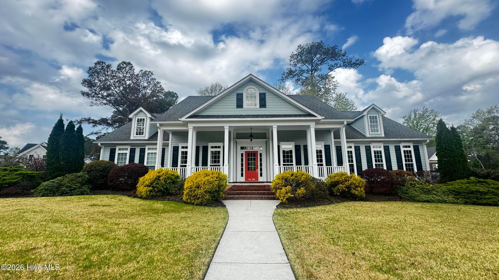 Photo of 201 Oak Hammock Court, Swansboro, NC 28584 (MLS # 100565264)