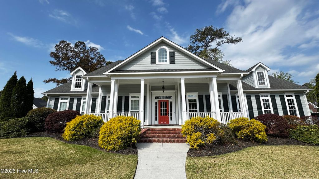 Photo of 201 Oak Hammock Court, Swansboro, NC 28584 (MLS # 100565264)