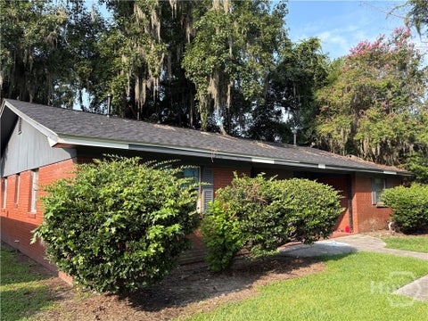 Multifamily For Sale - 11 Hampstead Avenue<br/> Savannah, GA 31405