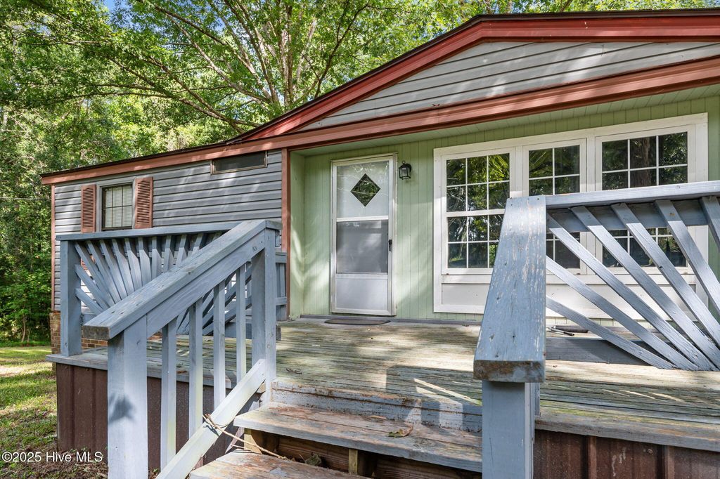 Photo of 254 Warwick Drive, Pinetops, NC 27864 (MLS # 100528437)