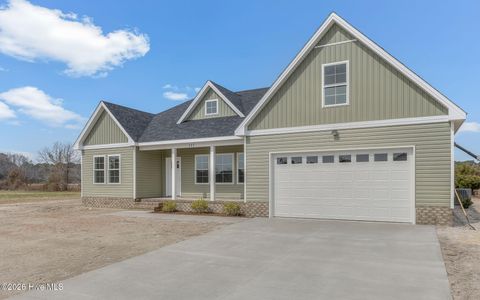 Homes For Sale - 117 Colington Circle<br/> Aydlett, NC 27916