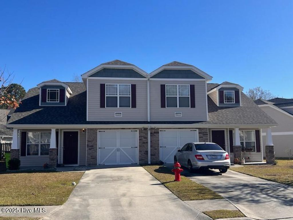 Photo of 4021 Arbor Green Way #4021/4023/4209/4211/, New Bern, NC 28562 (MLS # 100541153)