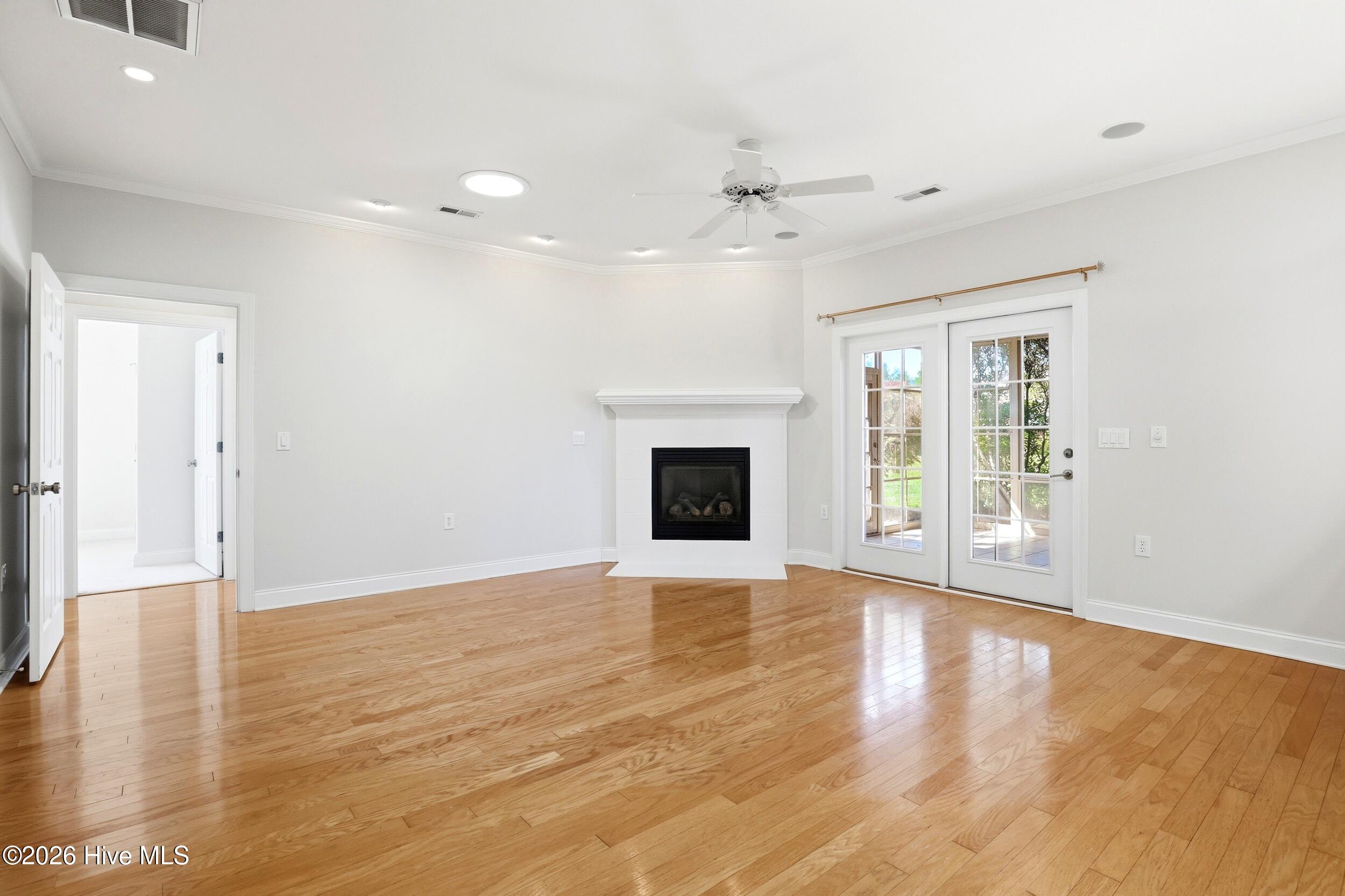 820 Beachwalk Drive
