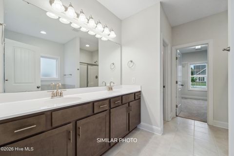 Tiny photo for 901 Coddington Cove, Jacksonville, NC 28546 (MLS # 100556220)