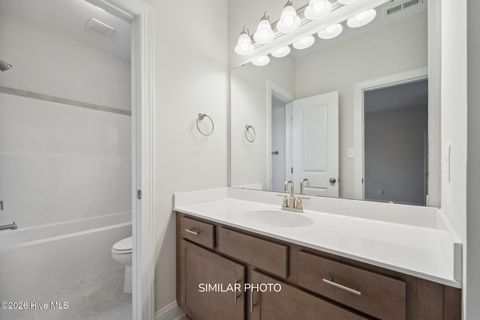 Tiny photo for 901 Coddington Cove, Jacksonville, NC 28546 (MLS # 100556220)