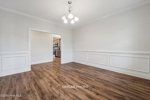 Tiny photo for 901 Coddington Cove, Jacksonville, NC 28546 (MLS # 100556220)