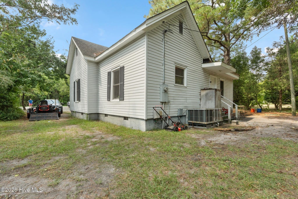 Photo of 10581 Turnpike Road, Laurinburg, NC 28352 (MLS # 100594243)