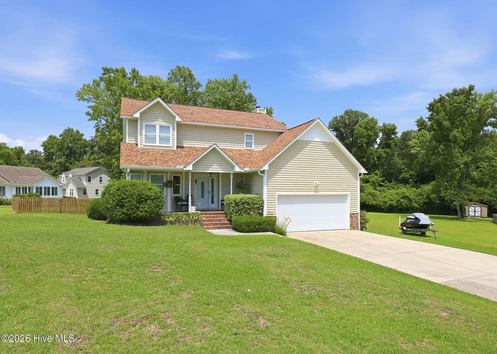 Photo of 437 Foxhunt Lane, Havelock, NC 28532 (MLS # 100587344)