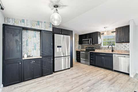 Tiny photo for 6110 Gordon Road, Wilmington, NC 28411 (MLS # 100594032)