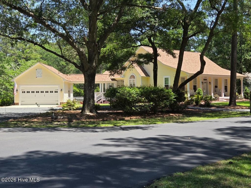 Photo of 3089 Channel Drive SE, Bolivia, NC 28422 (MLS # 100567375)