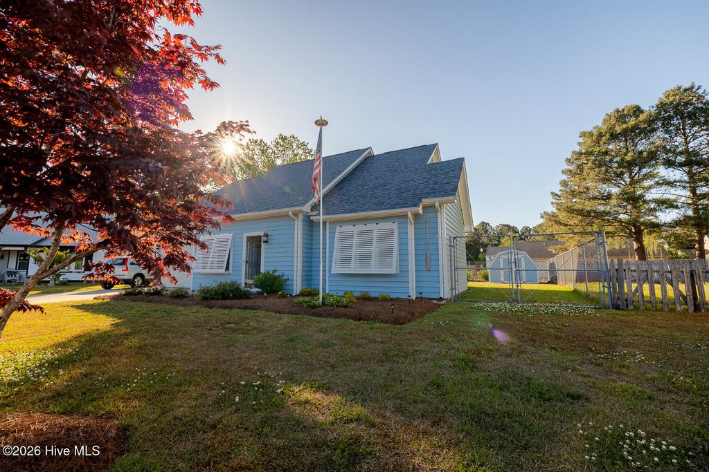 Photo of 709 Windy Trail, Newport, NC 28570 (MLS # 100563385)