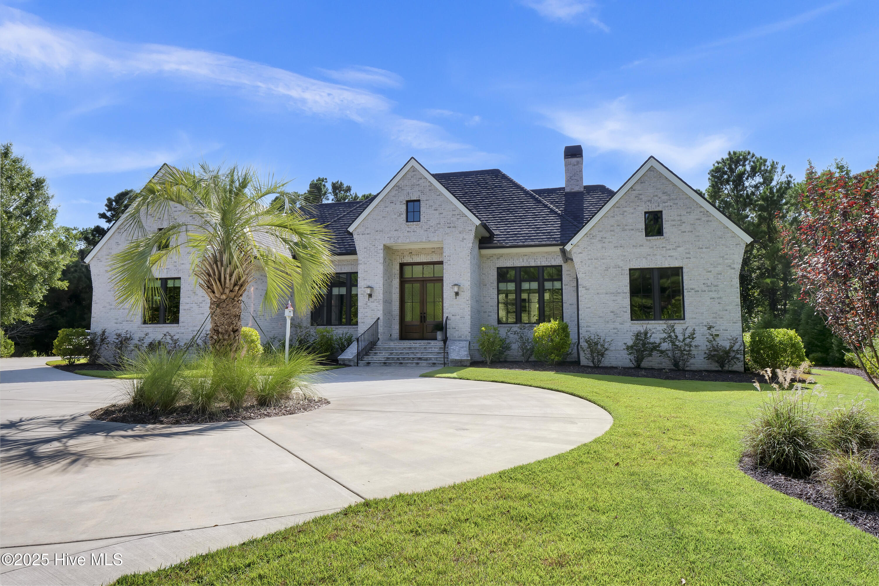 1800 Newington Court