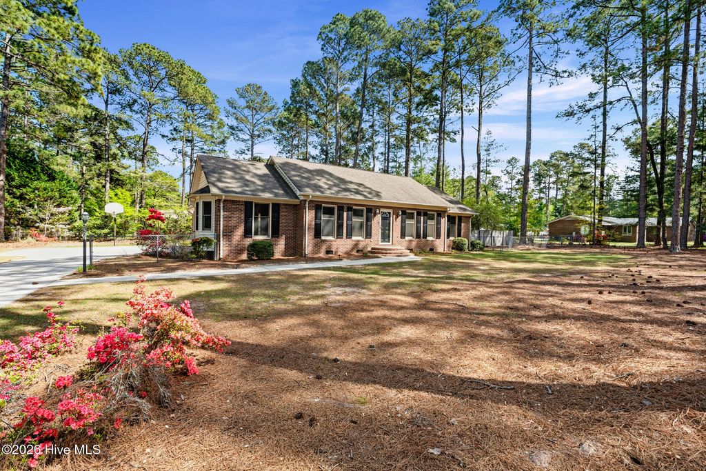 Photo of 127 Fairwood Road, Rockingham, NC 28379 (MLS # 100553767)