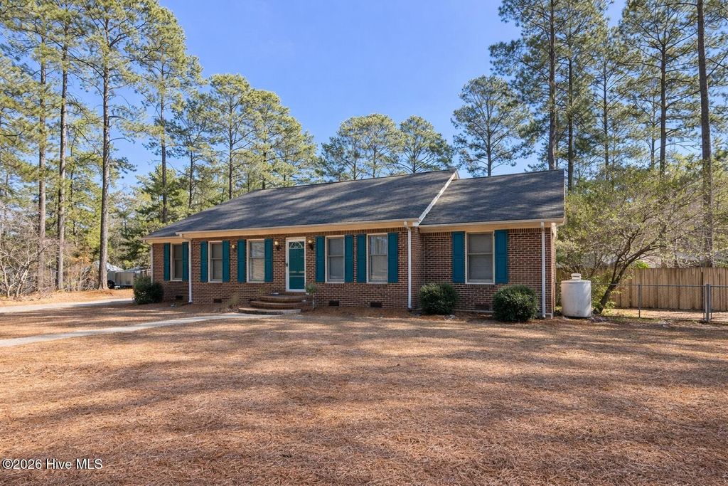 Photo of 127 Fairwood Road, Rockingham, NC 28379 (MLS # 100553767)