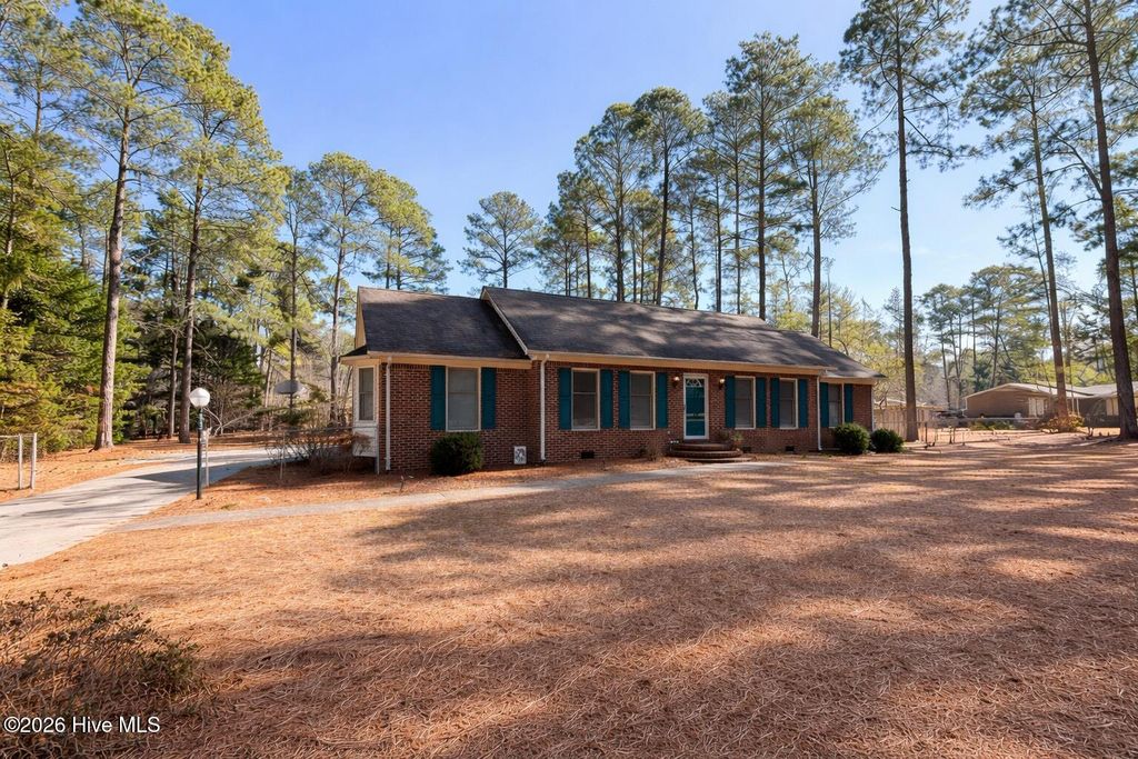 Photo of 127 Fairwood Road, Rockingham, NC 28379 (MLS # 100553767)