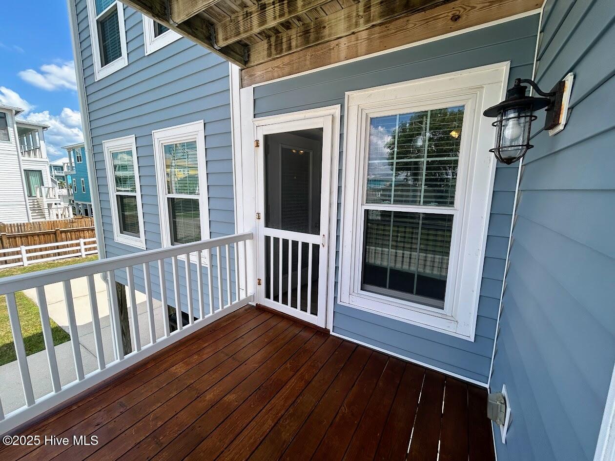 Carolina Beach, North Carolina 28428, United States, 2 Bedrooms Bedrooms, ,2 BathroomsBathrooms,Residential,Active,255836