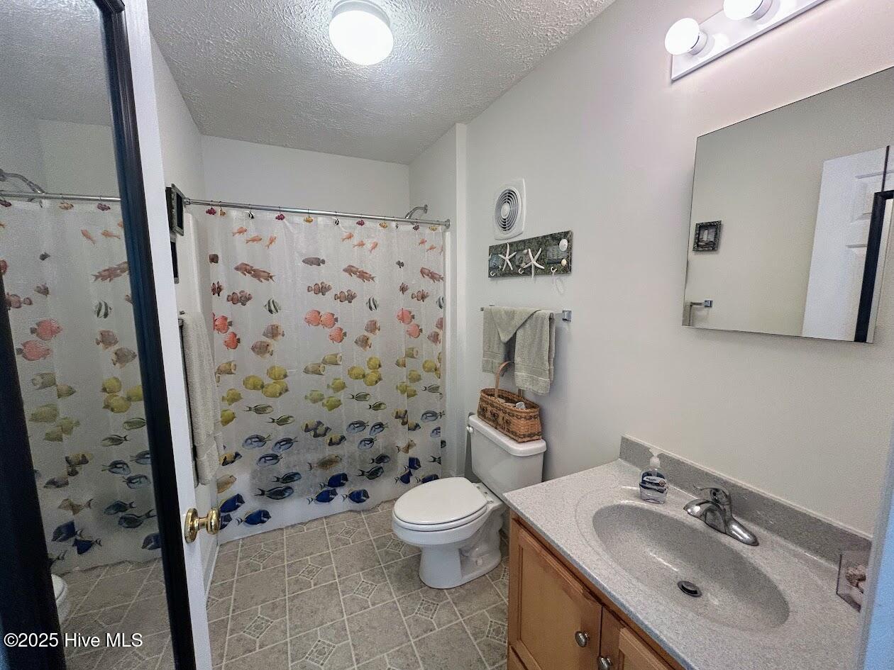 Carolina Beach, North Carolina 28428, United States, 2 Bedrooms Bedrooms, ,2 BathroomsBathrooms,Residential,Active,255836