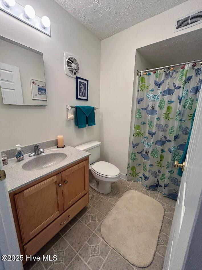 Carolina Beach, North Carolina 28428, United States, 2 Bedrooms Bedrooms, ,2 BathroomsBathrooms,Residential,Active,255836