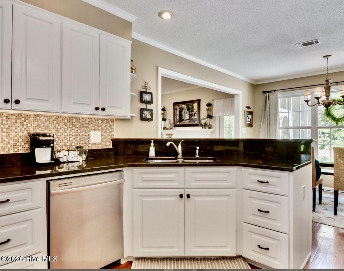 422 Gemstone Court