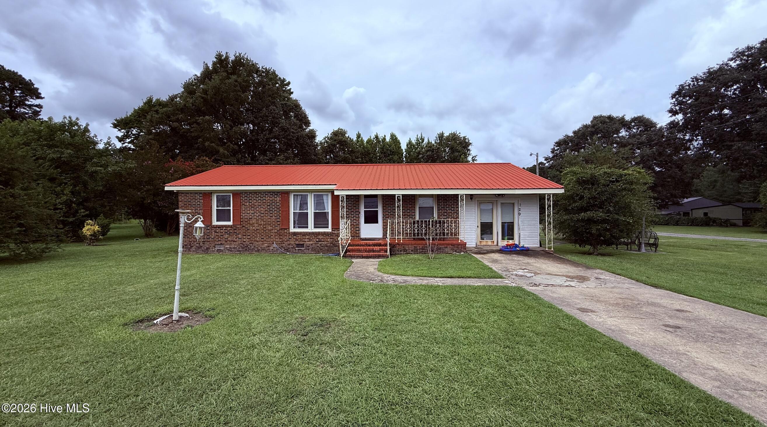 Photo 1 of 7 — 129 Shannonhouse Road, Edenton, NC 27932