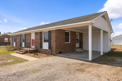 Homes For Sale - 2324 N Nc 111<br/> Pinetops, NC 27864
