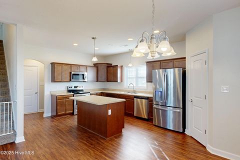 Tiny photo for 406 Cattle Ranch Lane, Jacksonville, NC 28546 (MLS # 100545262)