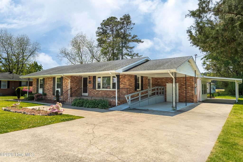 Photo of 1226 Hwy 58 S, Kinston, NC 28504 (MLS # 100566823)