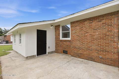 Tiny photo for 1 Berkshire Drive, Jacksonville, NC 28546 (MLS # 100591174)